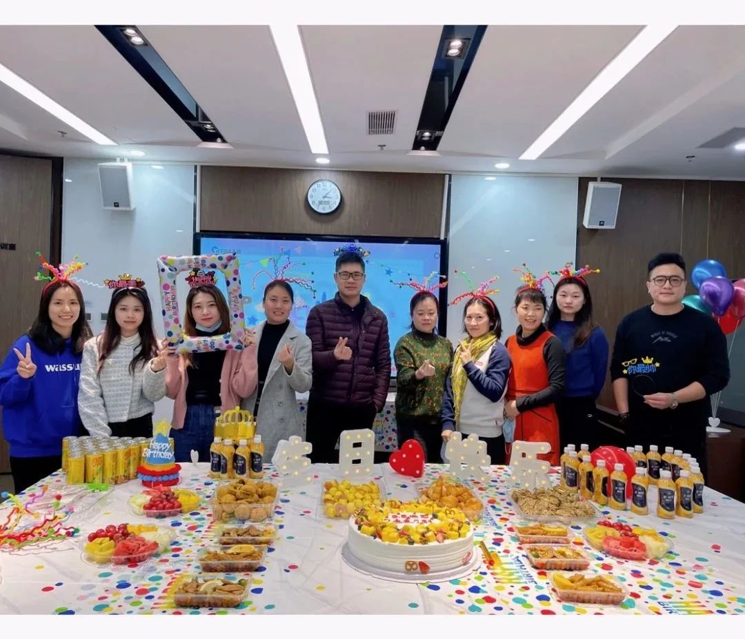 “感恩遇見，未來可期”員工生日會(huì)